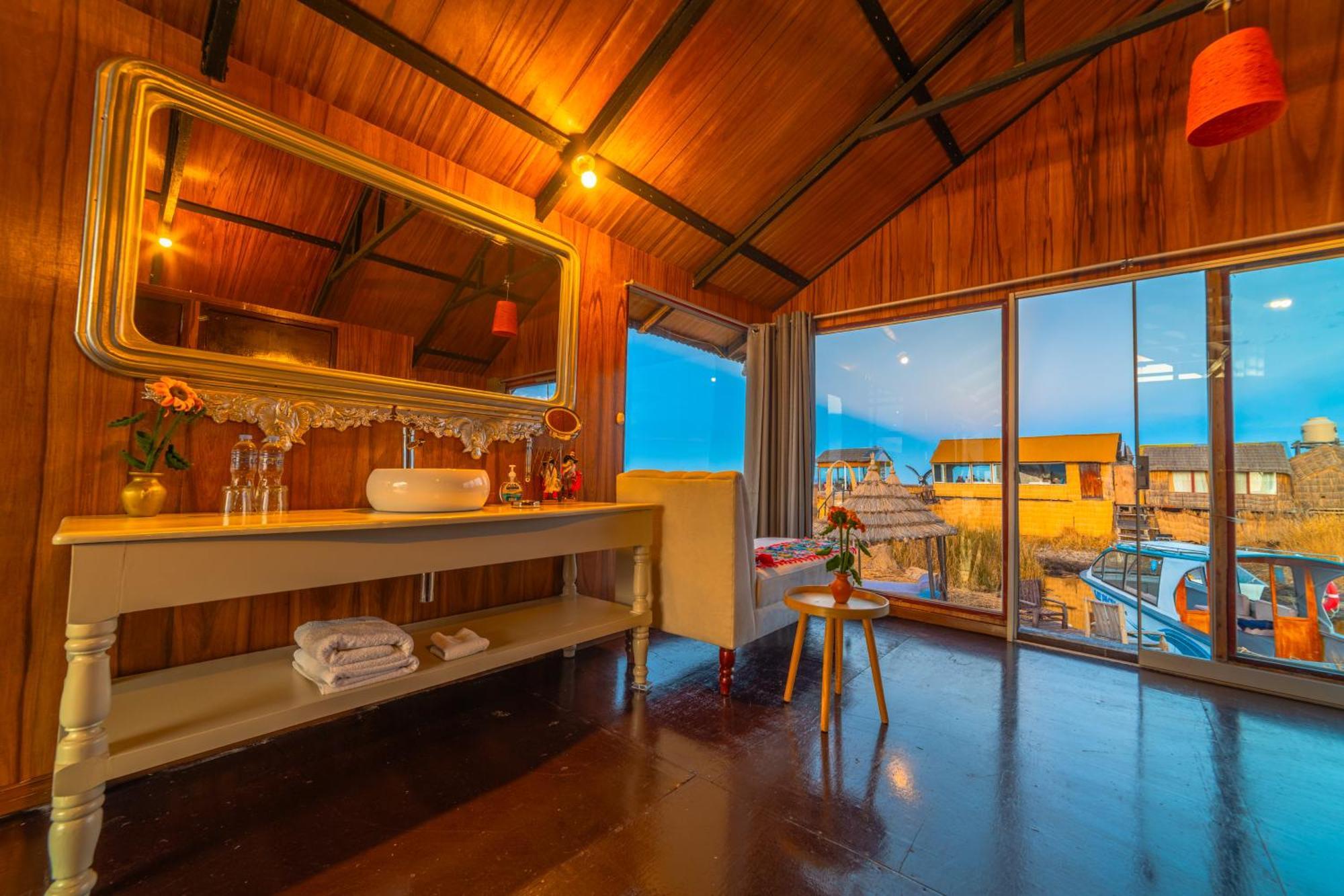 Uros Kay Pacha Lodge Puno Cameră foto